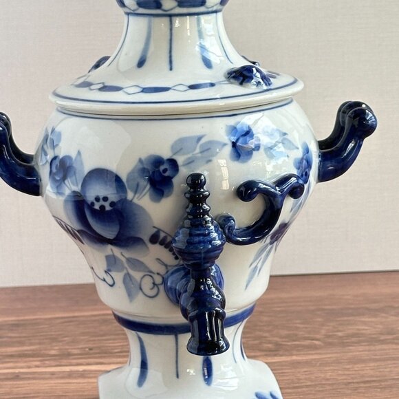 Hand-Painted Russian Gzhel Samovar, Blue and White Ceramic, Decorative Teapot - Picture 2 of 14
